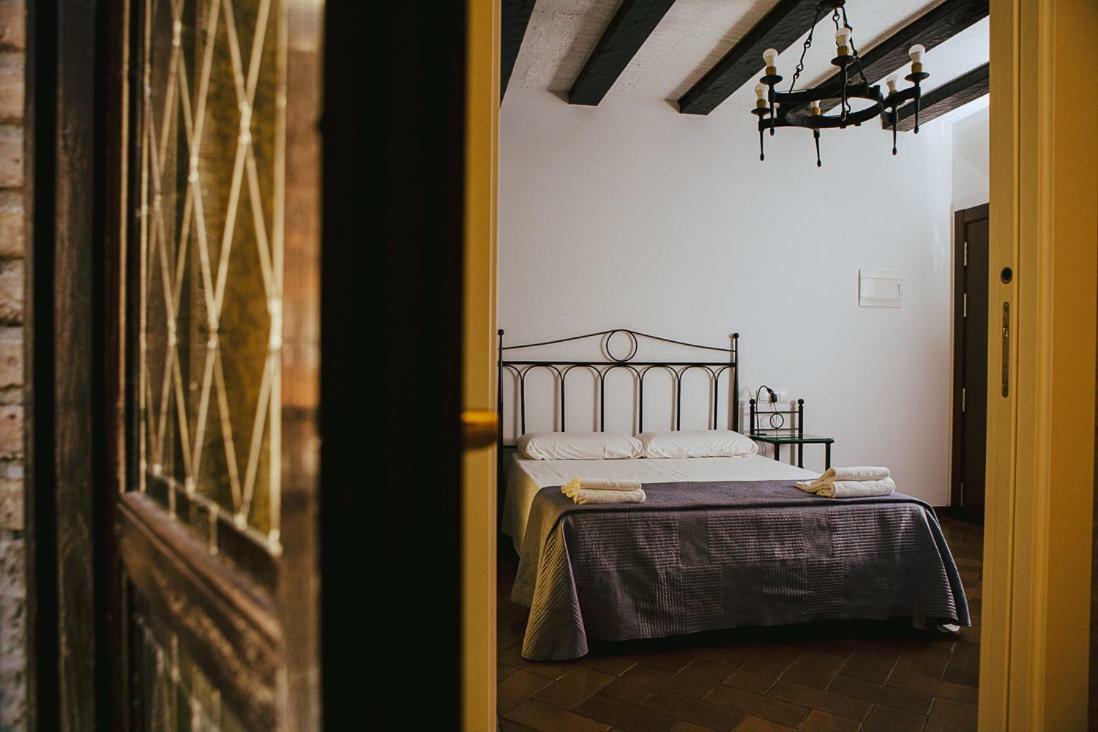 Hotel&Bar Ducay Olite Luaran gambar